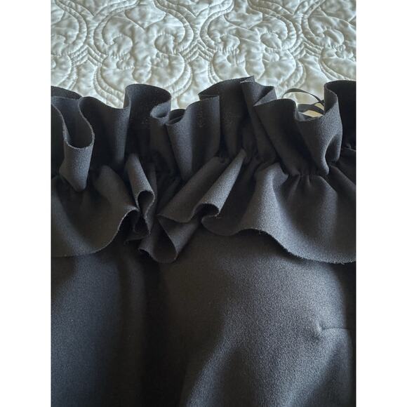 NWOT Xscape Ruffled Off-the-Shoulder Short Sleeve Crepe Sheath Gown – Size 18 - Picture 11 of 16